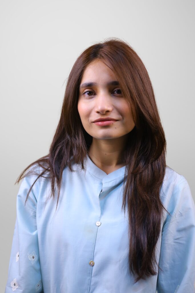 MOMINA
